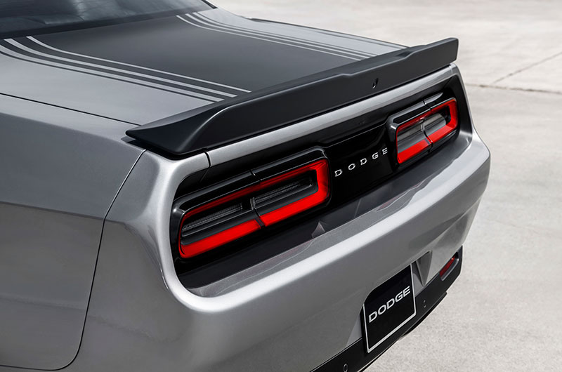 2015-Dodge-Challenger-Shaker-rear