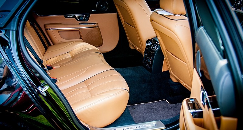 Jaguar XJ L