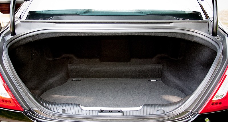 Jaguar XJ L